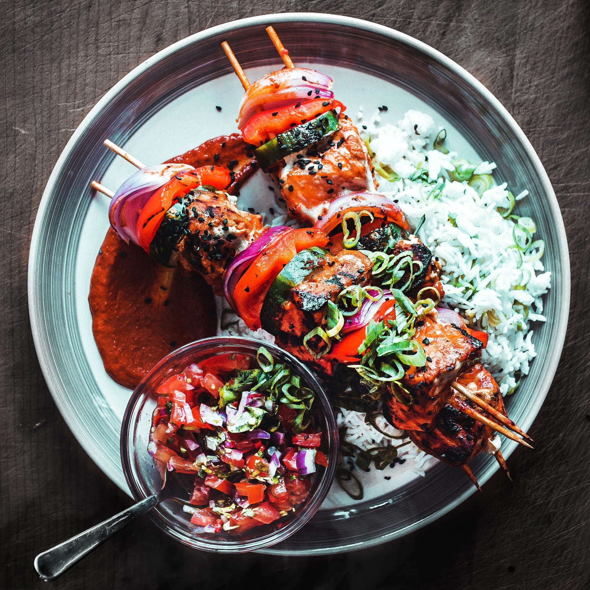 Bamboo Short Sharp Point Round Skewers on plate rice sauce vegetables