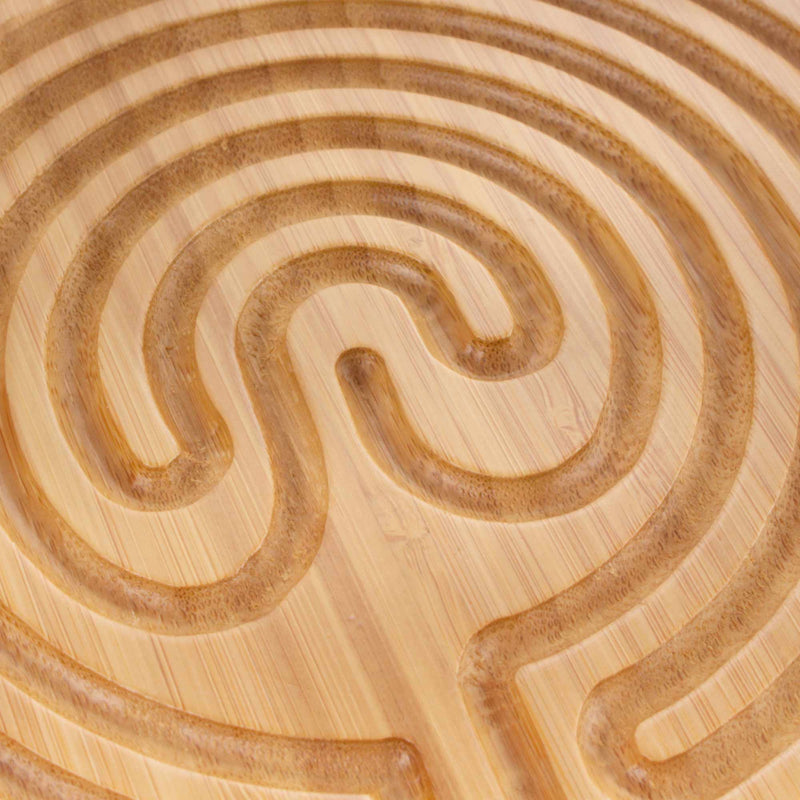 Finger labyrinth close up on cretan style 