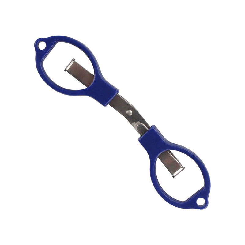 Safe closing scissors