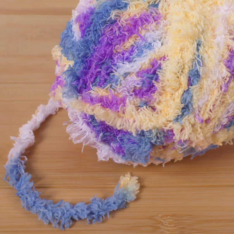 fluffy yarn skein tail 