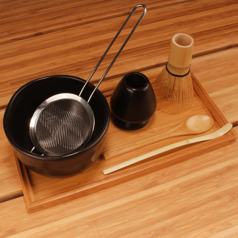 matchas set with rectangle bamboo tray and strainer