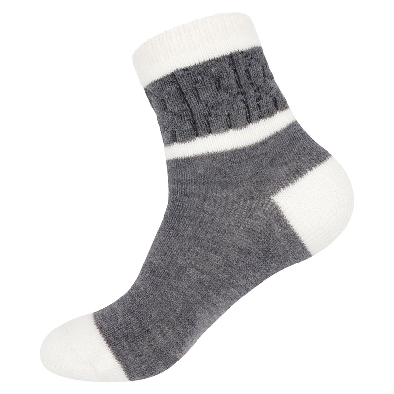 grey/white patterned sock