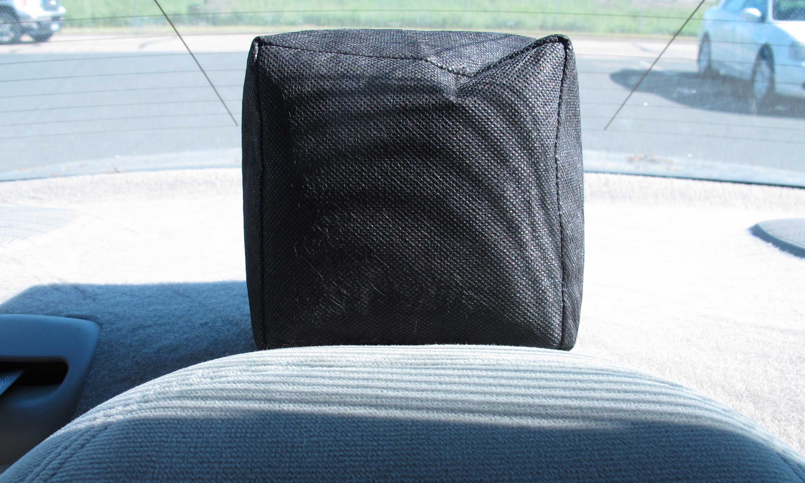 black charcoal air purifying odor absorber cube
