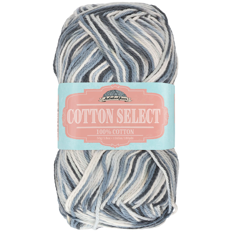 white/blue/grey yarn