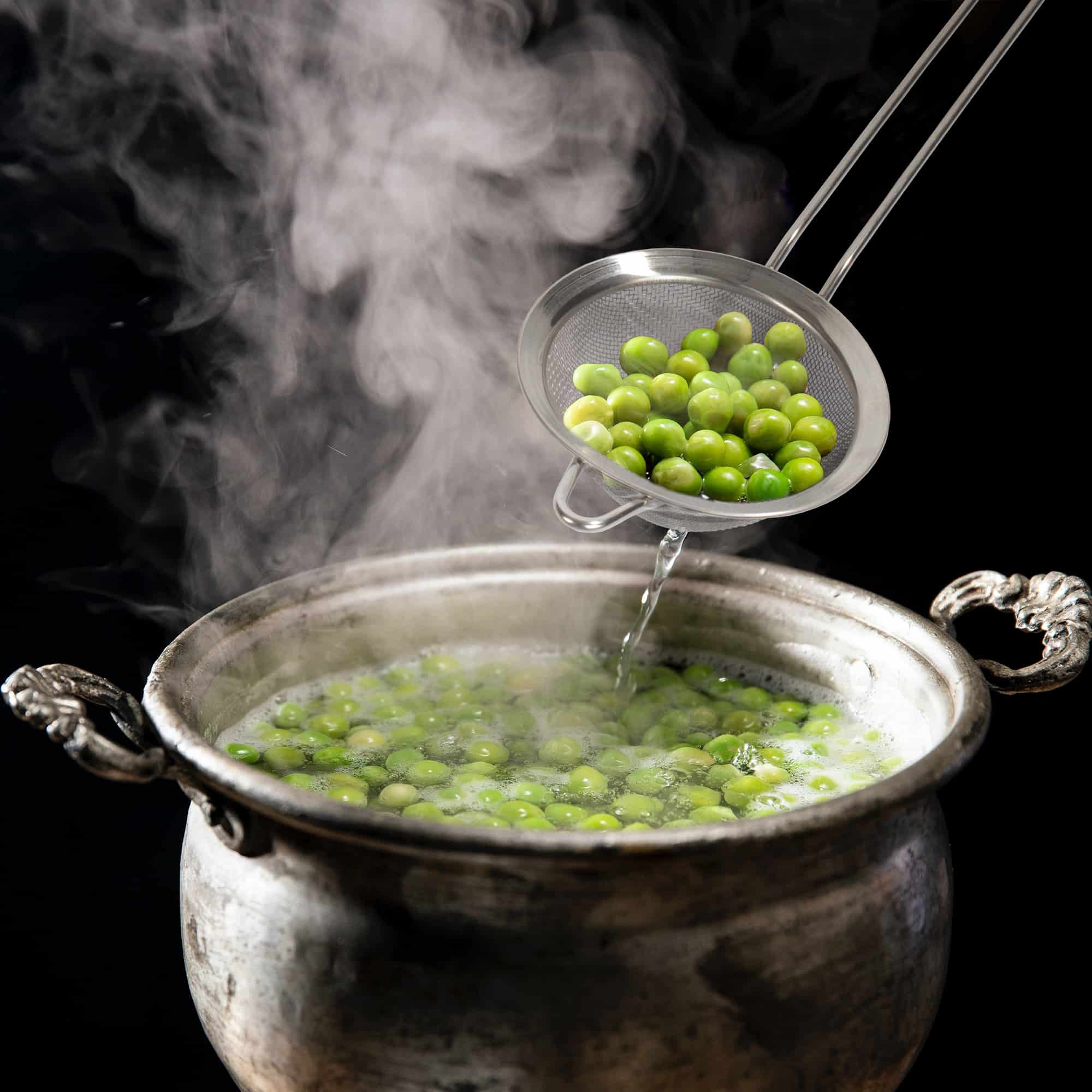 straining a small dish for cooking