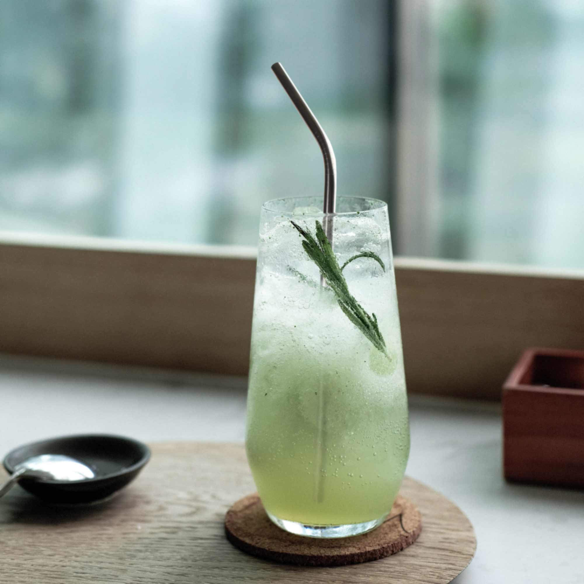 Bent Stainless Steel Reusable Drinking Straw w/ Cleaning Brush